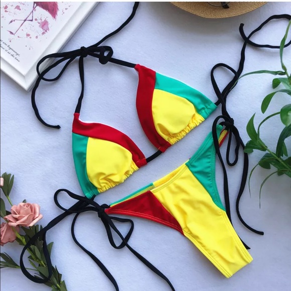 🆕 ↙️ TRIANGLE BIKINI SET 🔹 - Picture 3 of 5